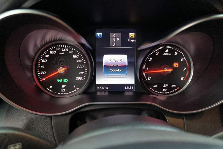 Used Mercedes-Benz GLC 2017 GLC 260 4MATIC Luxury Model Instrument Cluster