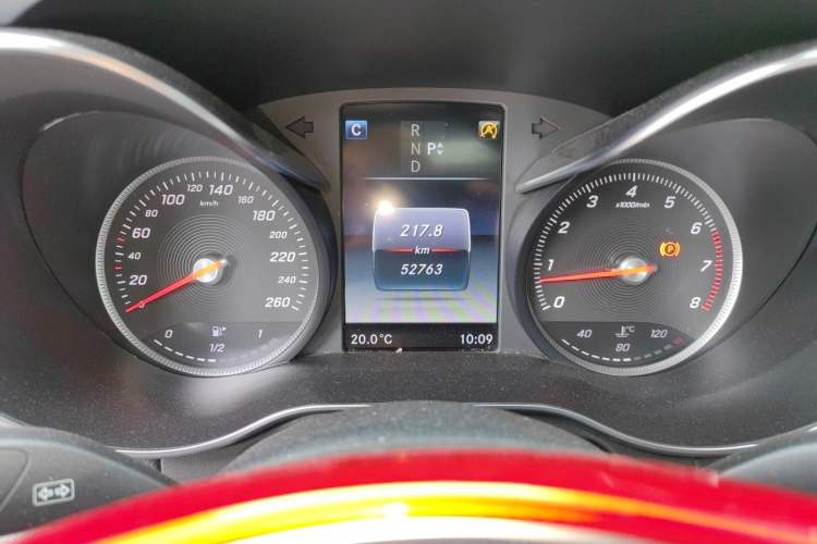 Used Mercedes-Benz GLC 2017 GLC 260 4MATIC Dynamic Edition Instrument Cluster