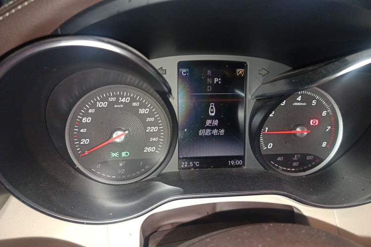 Used Mercedes-Benz GLC 2017 GLC 300 4MATIC Sport Edition Instrument Cluster