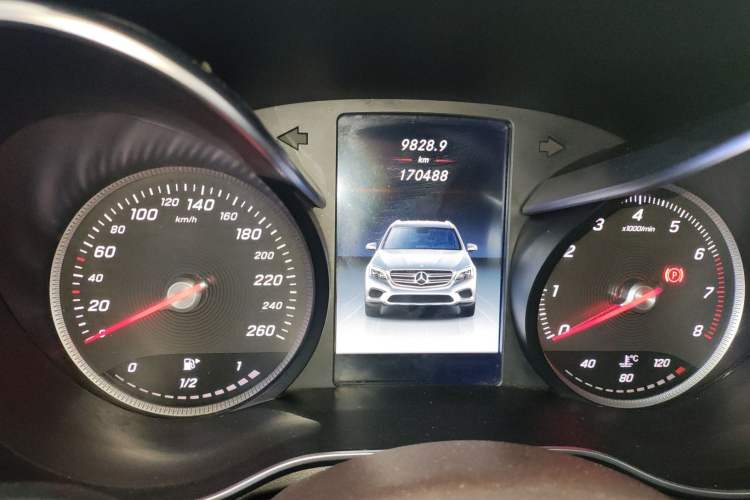 Used Mercedes-Benz GLC 2017 GLC 260 4MATIC Dynamic Edition Instrument Cluster