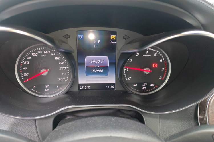 Used Mercedes-Benz GLC 2017 GLC 300 4MATIC Sport Edition Instrument Cluster