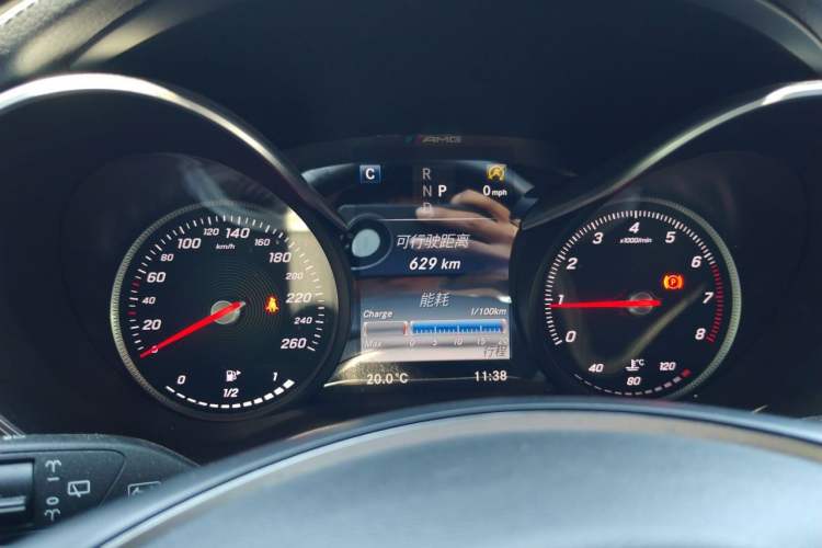 Used Mercedes-Benz GLC 2017 GLC 260 4MATIC Luxury Model Instrument Cluster