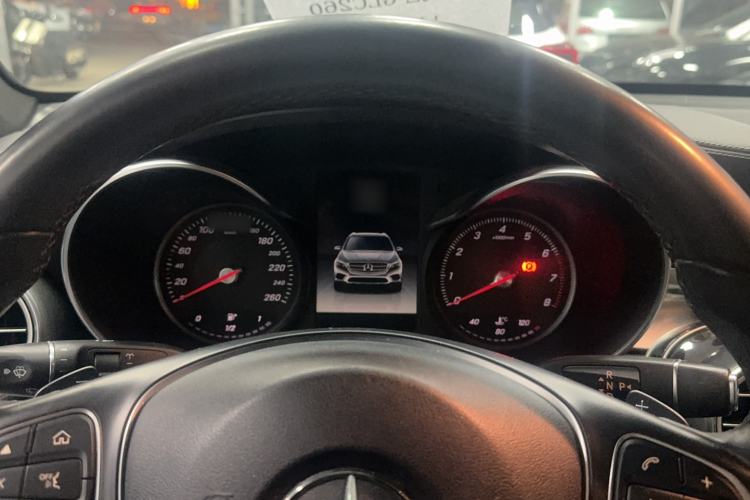Used Mercedes-Benz GLC 2017 GLC 260 4MATIC Luxury Model Instrument Cluster