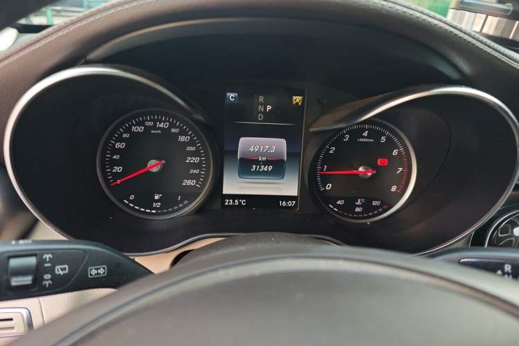 Used Mercedes-Benz GLC 2017 GLC 260 4MATIC Dynamic Edition Instrument Cluster