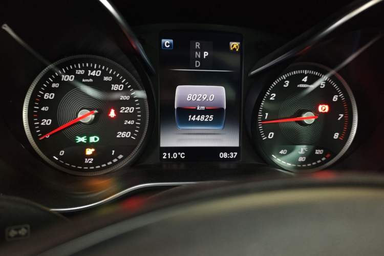 Used Mercedes-Benz GLC 2017 GLC 300 4MATIC Sport Edition Instrument Cluster