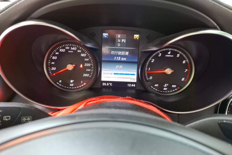 Used Mercedes-Benz GLC 2017 GLC 260 4MATIC Dynamic Edition Instrument Cluster