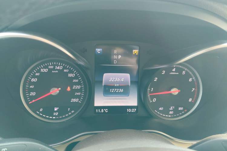 Used Mercedes-Benz GLC 2017 GLC 300 4MATIC Sport Edition Instrument Cluster