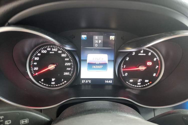 Used Mercedes-Benz GLC 2017 GLC 300 4MATIC Sport Edition Instrument Cluster