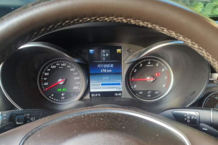 Used Mercedes-Benz GLC 2017 GLC 260 4MATIC Dynamic Edition Instrument Cluster