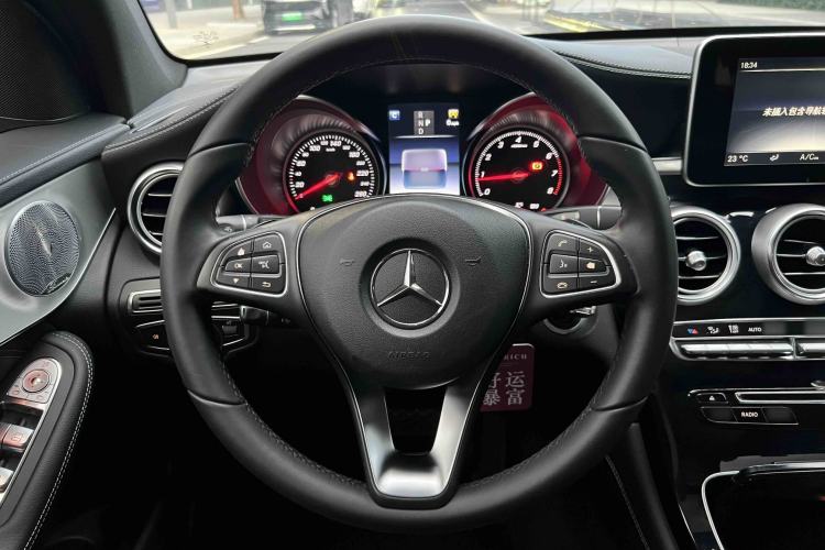Used Mercedes-Benz GLC 2017 GLC 200 4MATIC Interior 12
