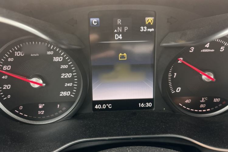 Used Mercedes-Benz GLC 2017 GLC 200 4MATIC Interior 2