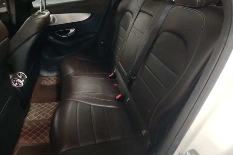 Used Mercedes-Benz GLC 2017 GLC 200 4MATIC Interior 4