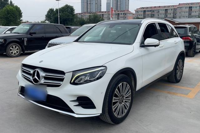 Ojetý Mercedes-Benz GLC 2017 GLC 260 4MATIC Dynamic Edition