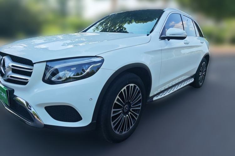 Used Mercedes-Benz GLC 2017 GLC 200 4MATIC Guazi used car, China used car export, Used car for sale, Used Mercedes-Benz cars, Cheapest cars for sale