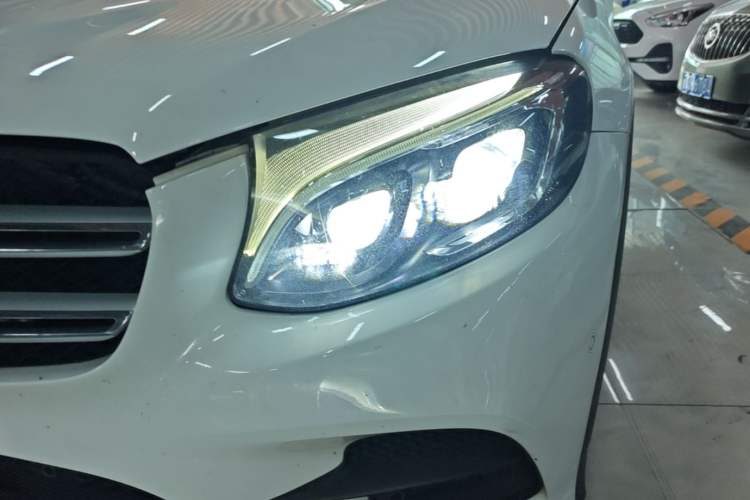 Used Mercedes-Benz GLC 2017 GLC 300 4MATIC Sport Edition Left Front Headlight