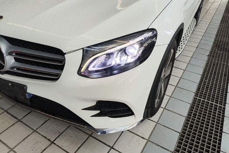Used Mercedes-Benz GLC 2017 GLC 260 4MATIC Luxury Model Left Front Headlight
