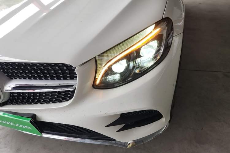 Used Mercedes-Benz GLC 2017 GLC 300 4MATIC Sport Edition Left Front Headlight