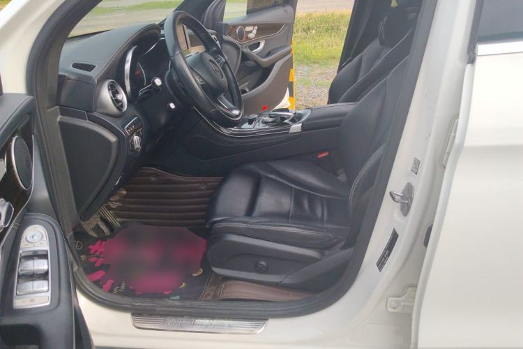 Used Mercedes-Benz GLC 2017 GLC 260 4MATIC Luxury Model Left Front Seat