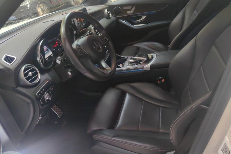 Used Mercedes-Benz GLC 2017 GLC 300 4MATIC Sport Edition Left Front Seat