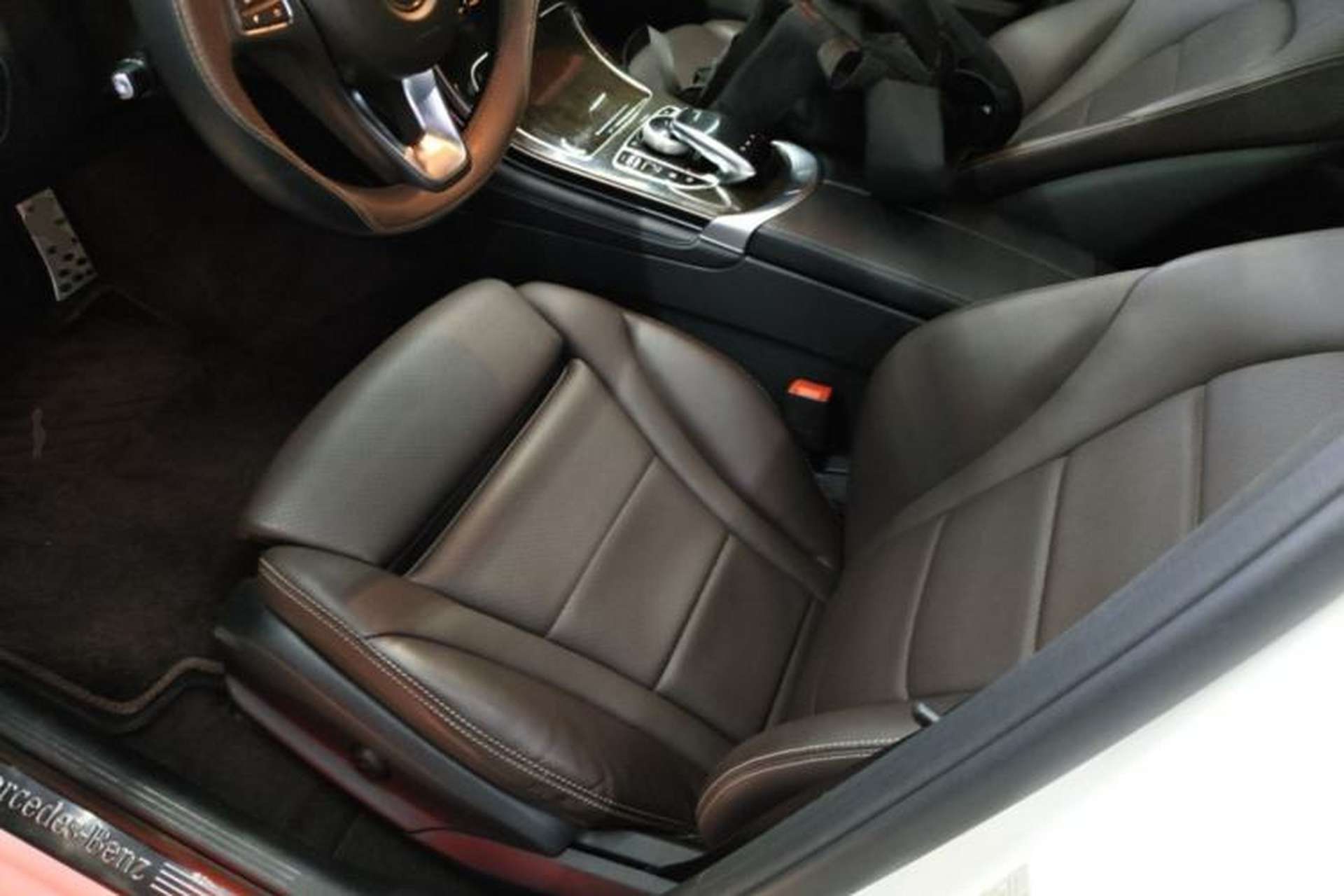 Used Mercedes-Benz GLC 2017 GLC 260 4MATIC Dynamic Edition Left Front Seat
