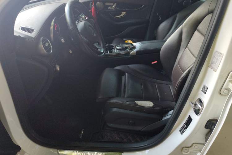 Used Mercedes-Benz GLC 2017 GLC 260 4MATIC Luxury Model Left Front Seat