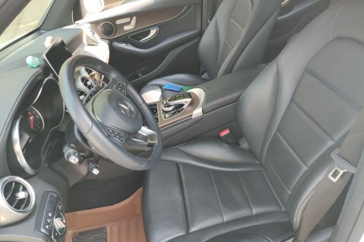 Used Mercedes-Benz GLC 2017 GLC 300 4MATIC Sport Edition Left Front Seat