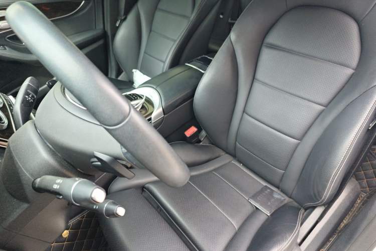 Used Mercedes-Benz GLC 2017 GLC 260 4MATIC Luxury Model Left Front Seat