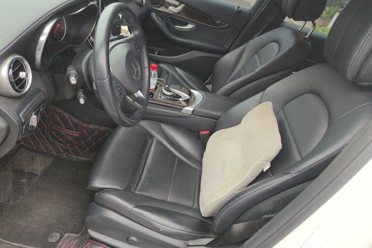 Used Mercedes-Benz GLC 2017 GLC 260 4MATIC Dynamic Edition Left Front Seat