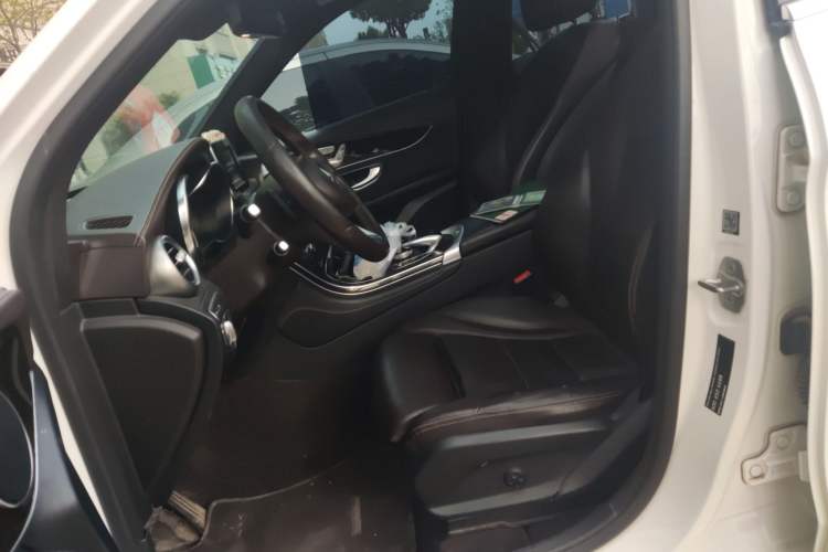 Used Mercedes-Benz GLC 2017 GLC 260 4MATIC Luxury Model Left Front Seat