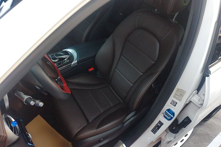 Used Mercedes-Benz GLC 2017 GLC 300 4MATIC Sport Edition Left Front Seat