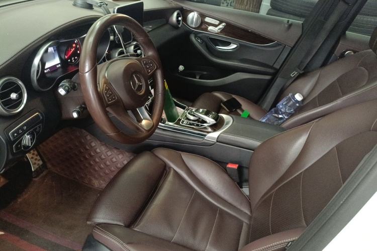 Used Mercedes-Benz GLC 2017 GLC 260 4MATIC Luxury Model Left Front Seat