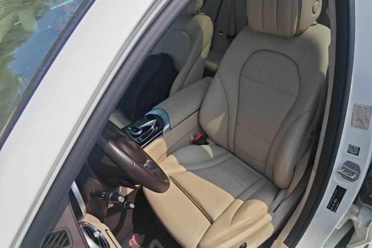 Used Mercedes-Benz GLC 2017 GLC 260 4MATIC Dynamic Edition Left Front Seat