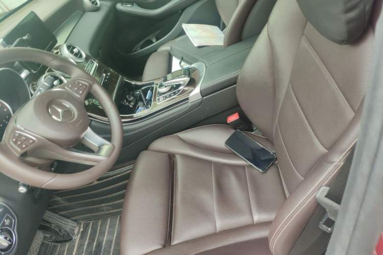 Used Mercedes-Benz GLC 2017 GLC 260 4MATIC Dynamic Edition Left Front Seat