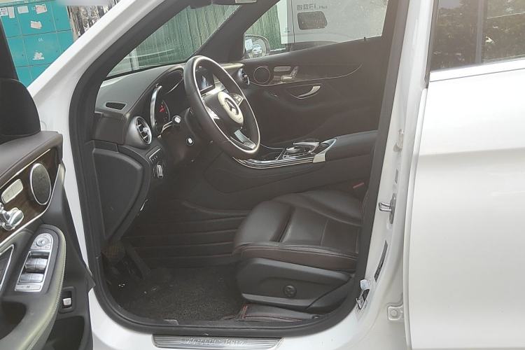 Used Mercedes-Benz GLC 2017 GLC 260 4MATIC Luxury Model Left Front Seat