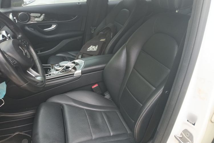 Used Mercedes-Benz GLC 2017 GLC 260 4MATIC Dynamic Edition Left Front Seat