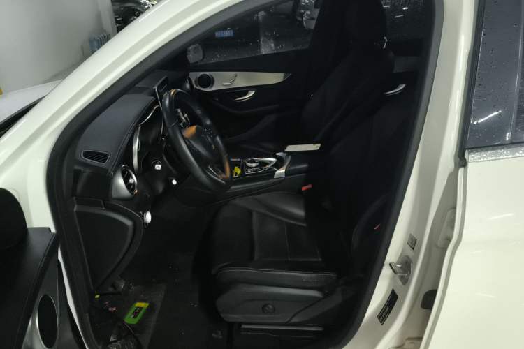 Used Mercedes-Benz GLC 2017 GLC 200 4MATIC Left Front Seat