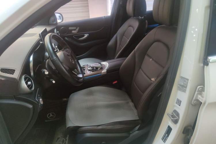 Used Mercedes-Benz GLC 2017 GLC 300 4MATIC Sport Edition Left Front Seat