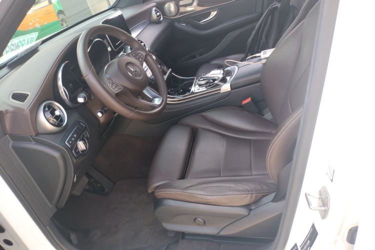 Used Mercedes-Benz GLC 2017 GLC 260 4MATIC Luxury Model Left Front Seat