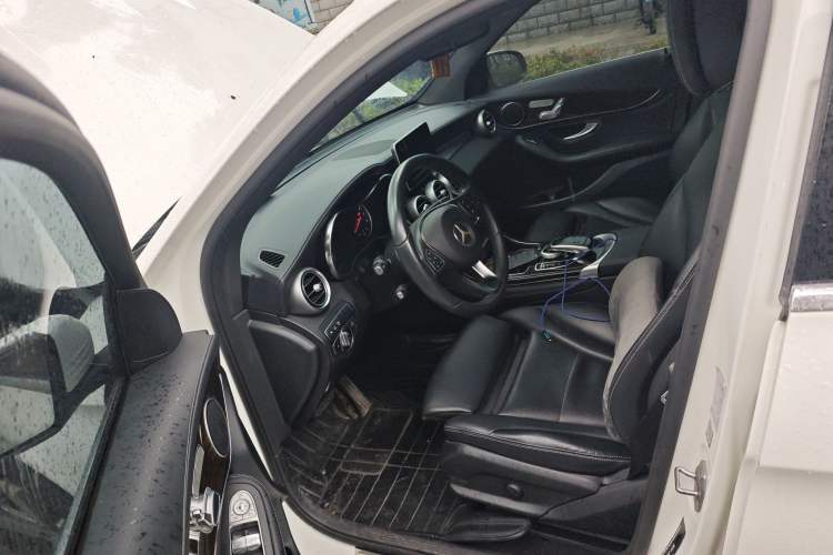 Used Mercedes-Benz GLC 2017 GLC 260 4MATIC Luxury Model Left Front Seat