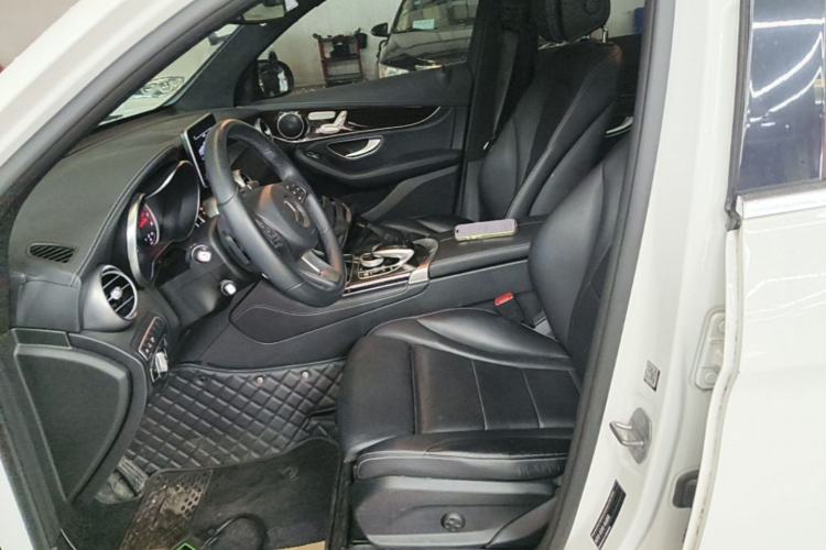 Used Mercedes-Benz GLC 2017 GLC 260 4MATIC Luxury Model Left Front Seat