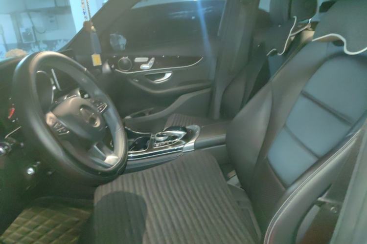 Used Mercedes-Benz GLC 2017 GLC 260 4MATIC Dynamic Edition Left Front Seat