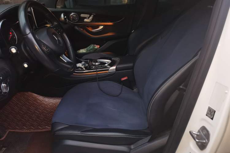 Used Mercedes-Benz GLC 2017 GLC 260 4MATIC Luxury Model Left Front Seat
