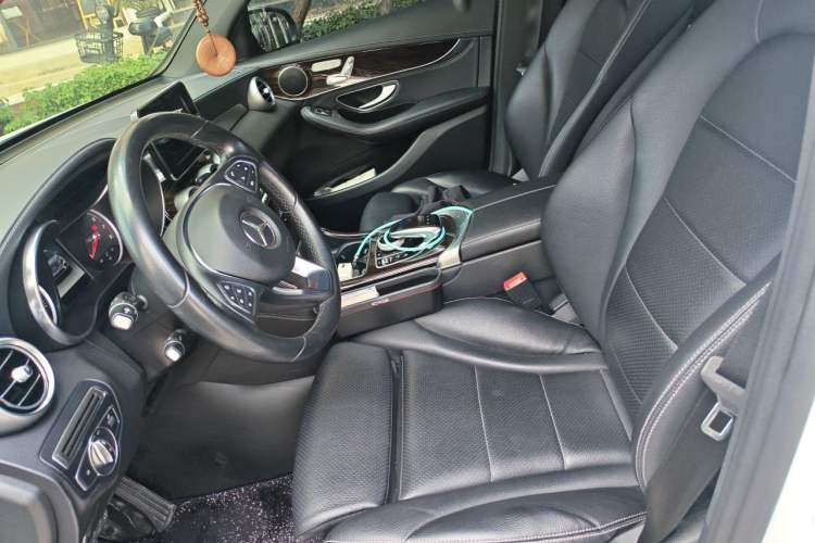 Used Mercedes-Benz GLC 2017 GLC 260 4MATIC Dynamic Edition Left Front Seat