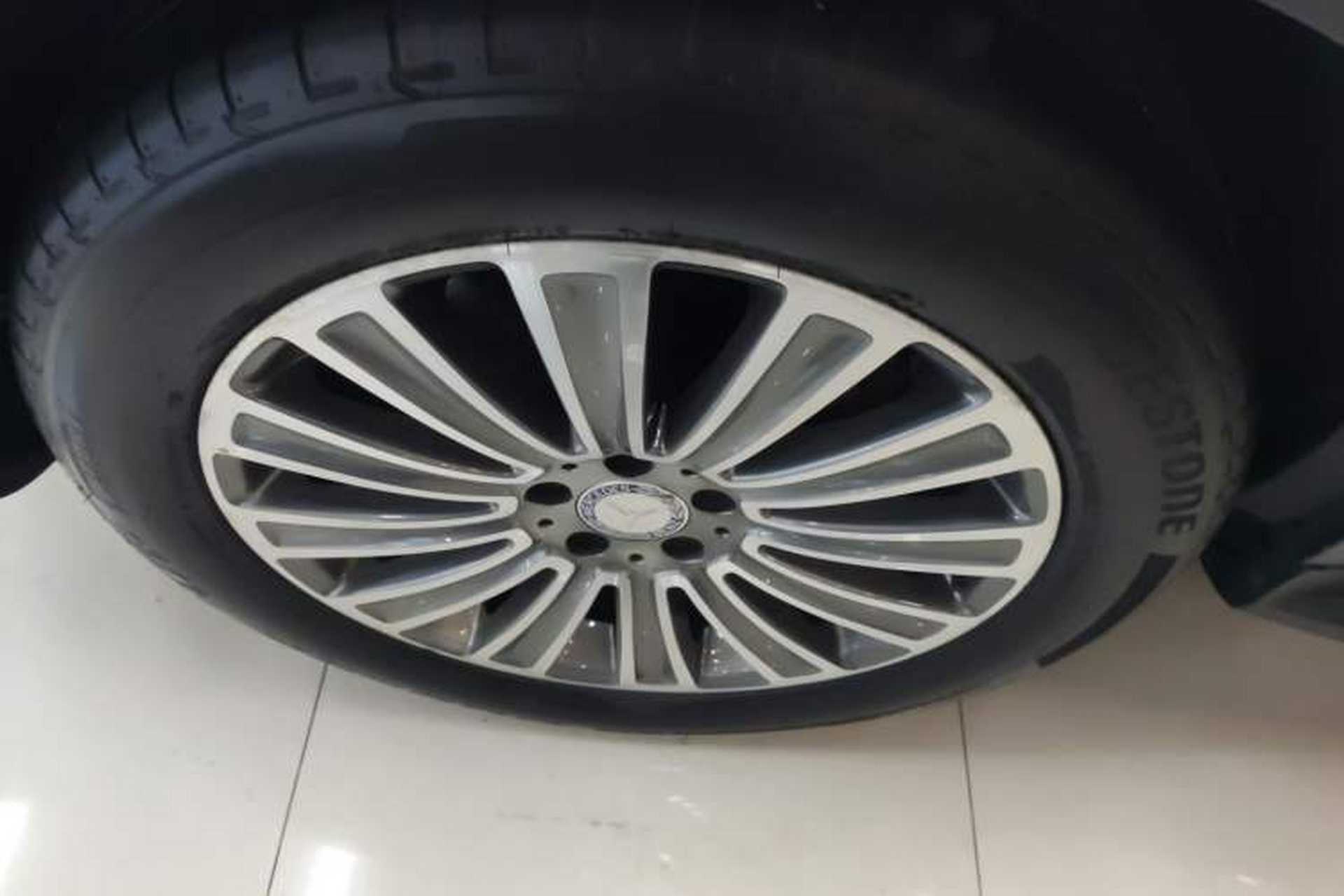 Used Mercedes-Benz GLC 2017 GLC 200 4MATIC Left Front Wheel Hub