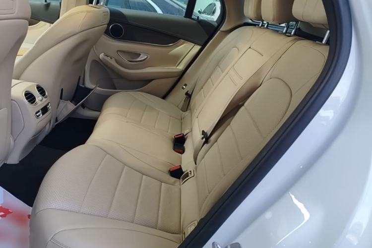 Used Mercedes-Benz GLC 2017 GLC 300 4MATIC Sport Edition Left Rear Seat