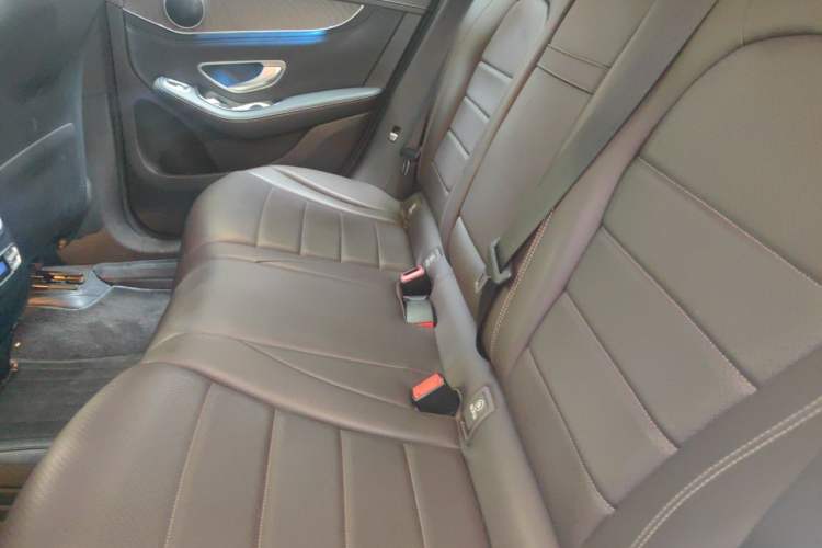 Used Mercedes-Benz GLC 2017 GLC 300 4MATIC Sport Edition Left Rear Seat