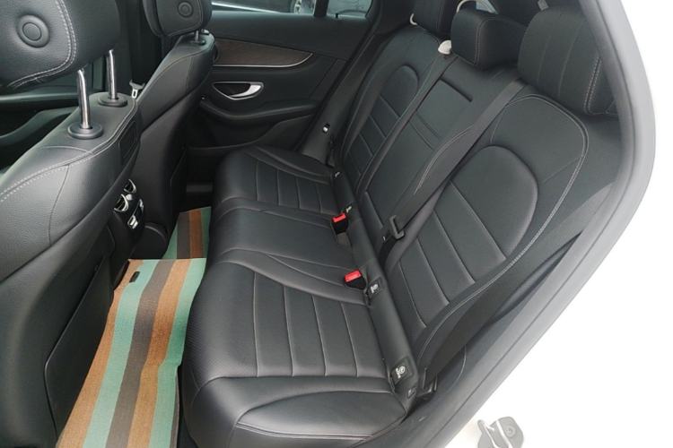 Used Mercedes-Benz GLC 2017 GLC 300 4MATIC Sport Edition Left Rear Seat