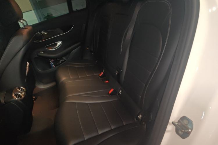 Used Mercedes-Benz GLC 2017 GLC 260 4MATIC Dynamic Edition Left Rear Seat
