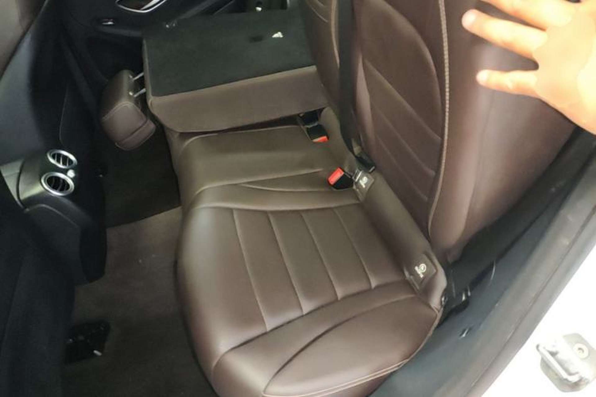 Used Mercedes-Benz GLC 2017 GLC 260 4MATIC Dynamic Edition Left Rear Seat