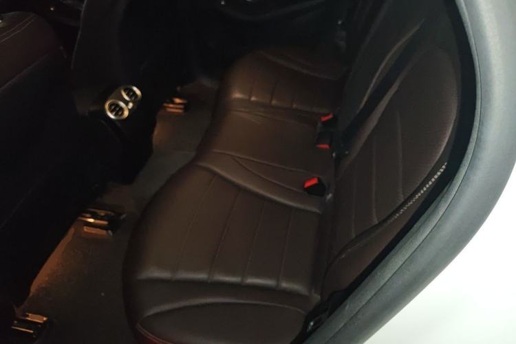 Used Mercedes-Benz GLC 2017 GLC 260 4MATIC Dynamic Edition Left Rear Seat